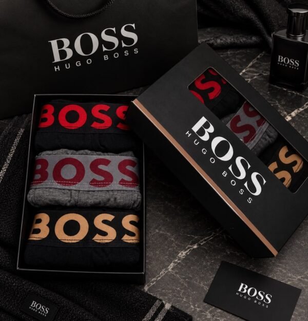Hugo Boss — Мъжки боксерки 3бр/кутия #92